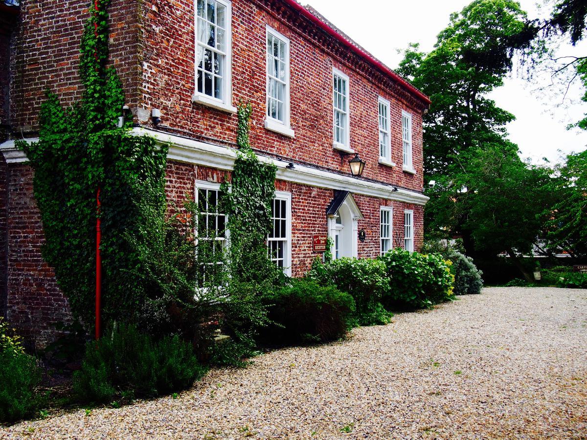 Отель Wrangham House Ханманби Экстерьер фото